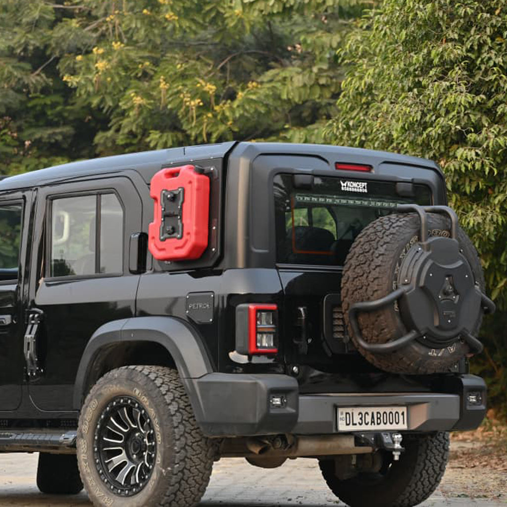 Thar Roxx - Jerry Can Mount 10L