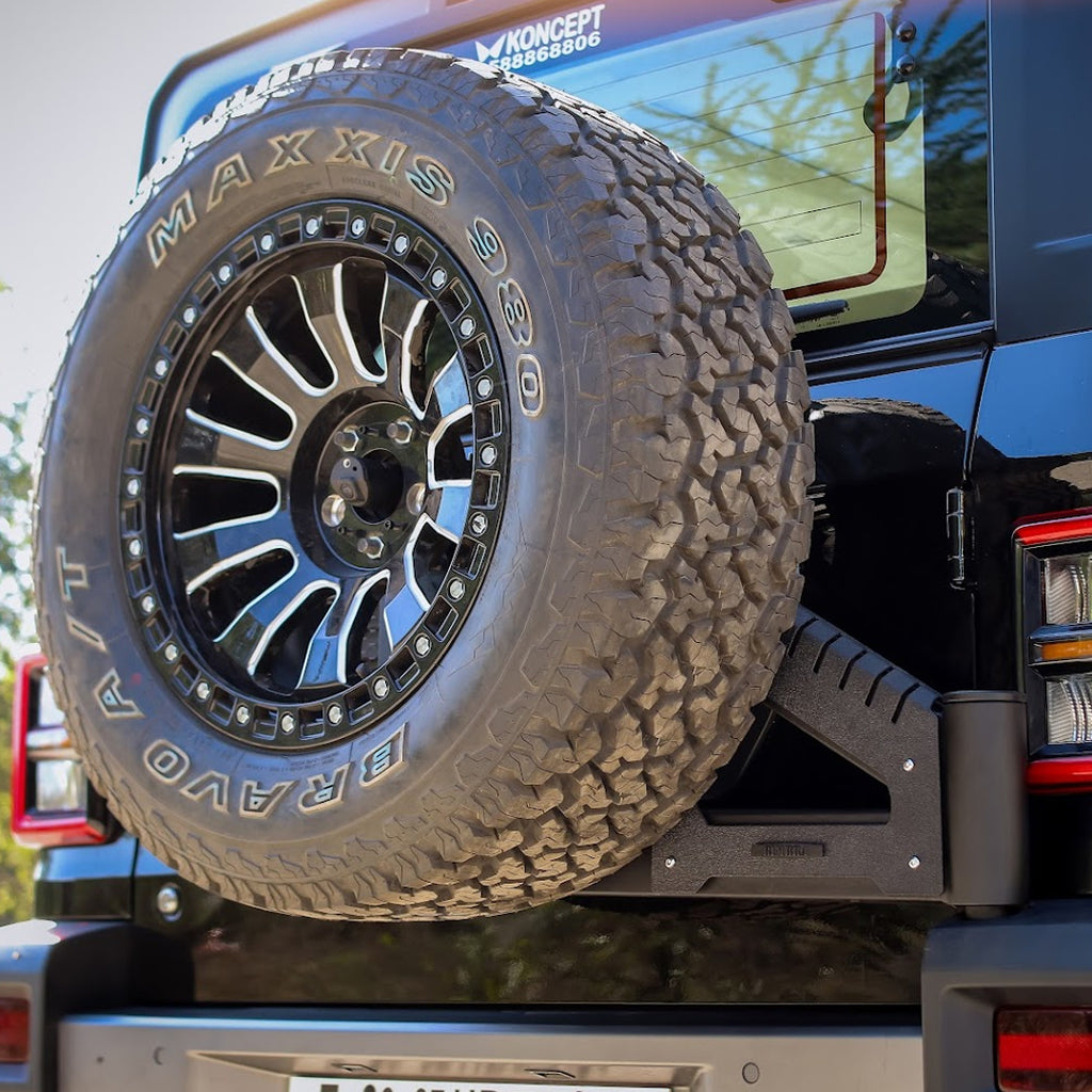 Thar Roxx - Tyre Carrier