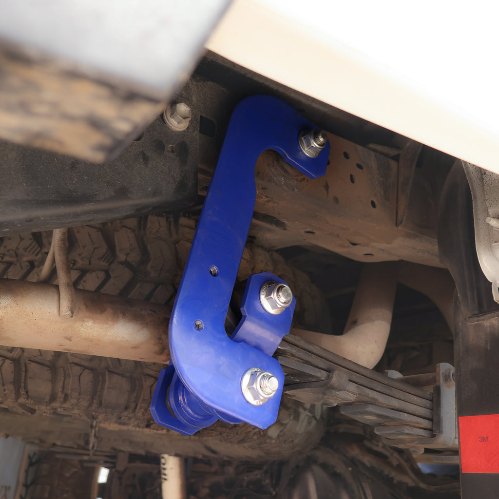 Toyota Hilux - Rear Leaf Spring Extended G Shackles 2-1/2"