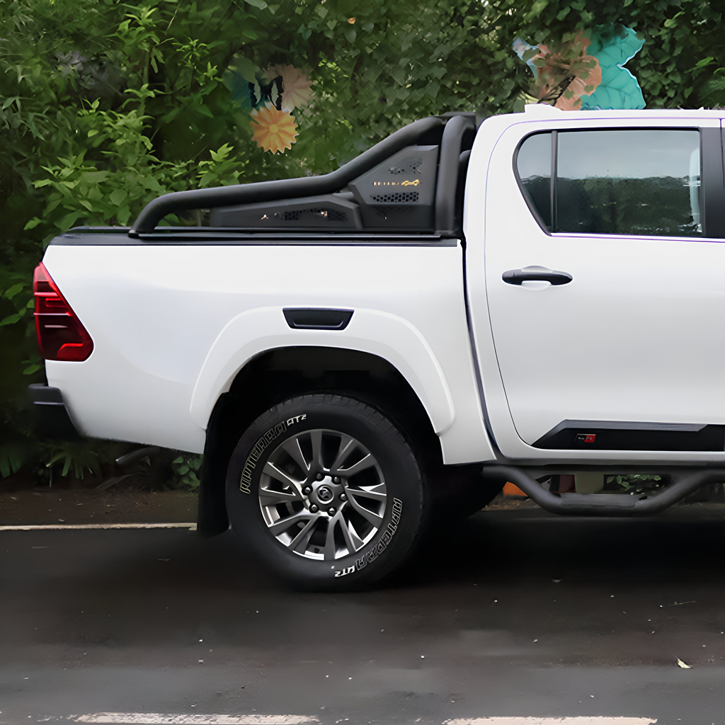 Toyota Hilux - Blitz Roll Bar
