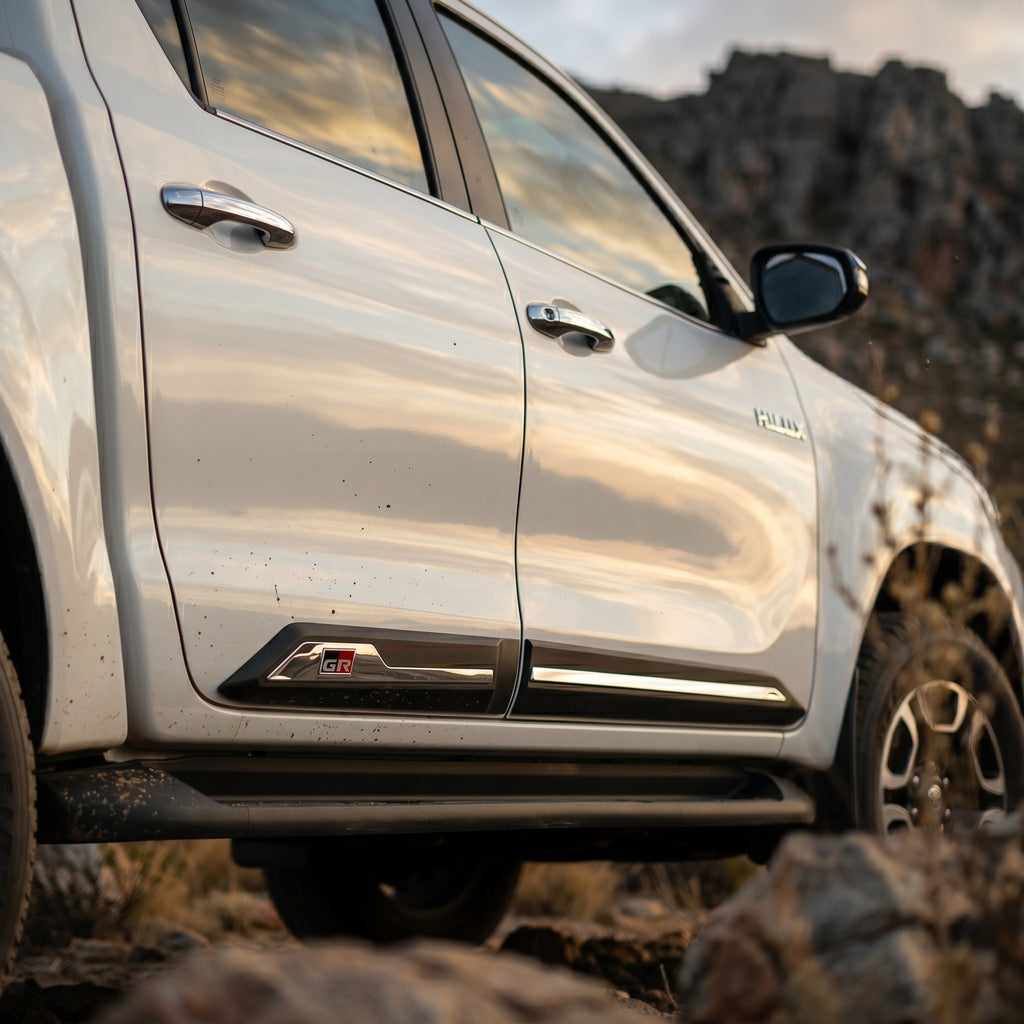 Hilux - Door Cladding Chrome