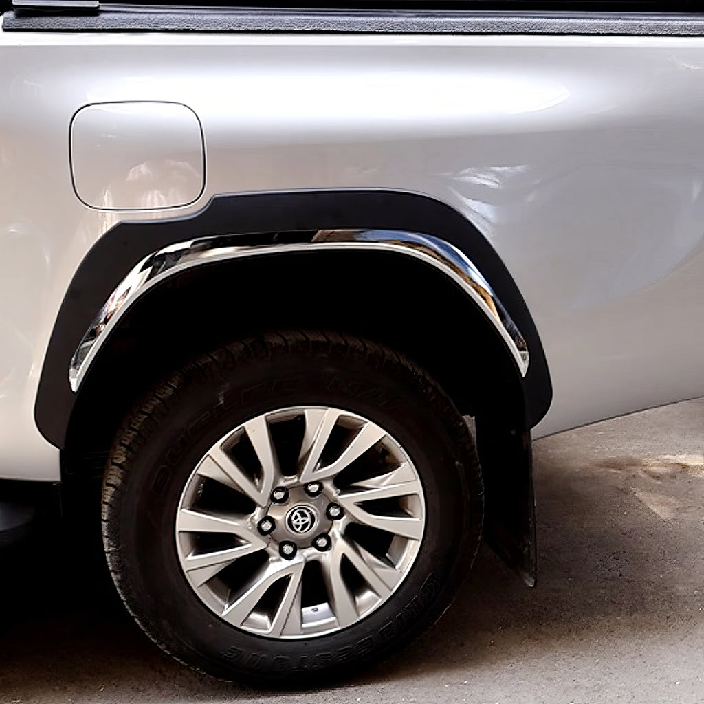 Hilux - Fendar Flares Chrome