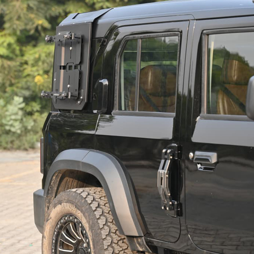 Thar Roxx - Jerry Can Mount 20L