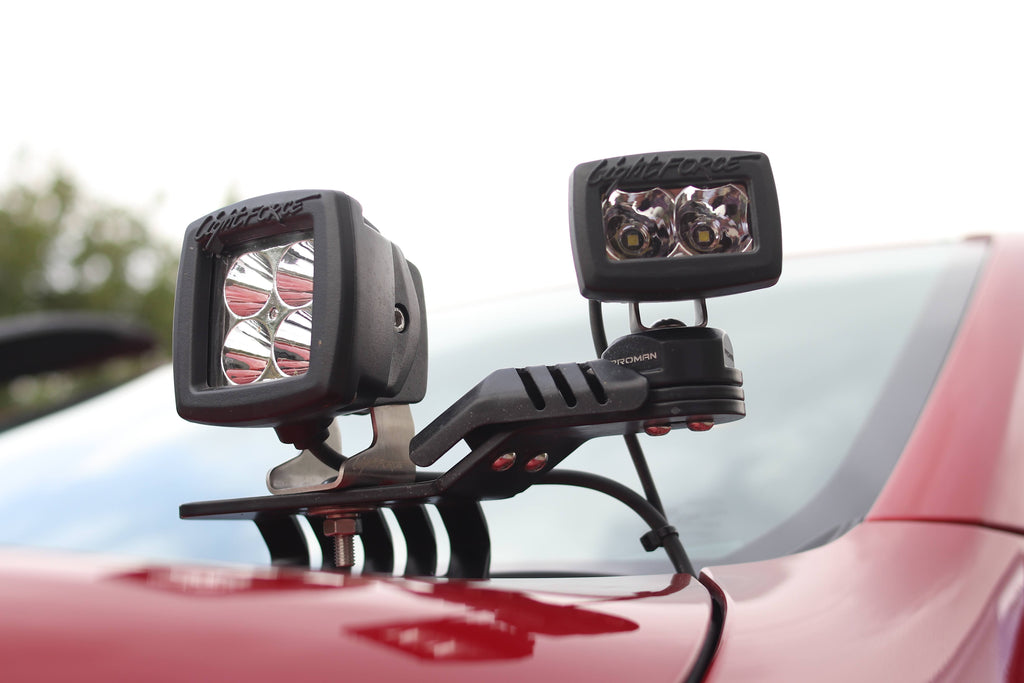 Hilux - Proman Rotatable Windshield Light Brackets