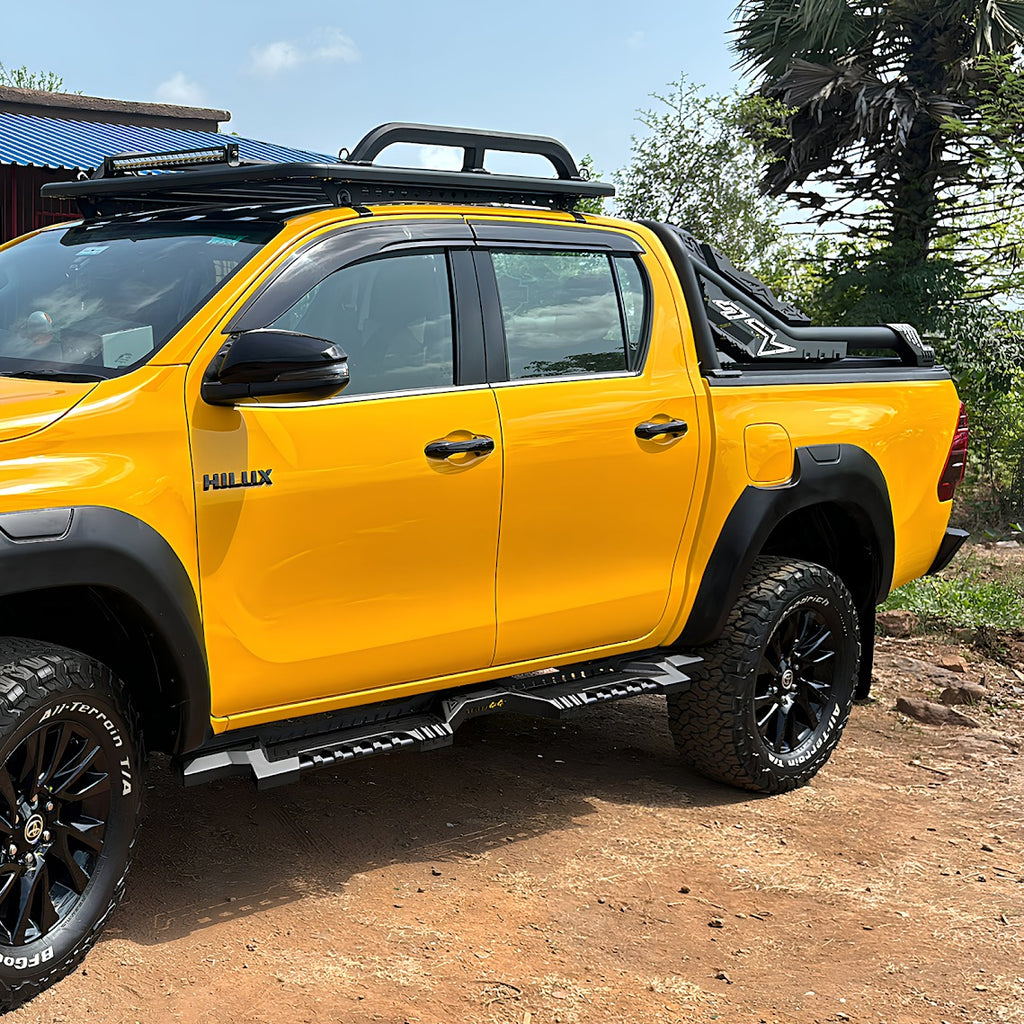 Toyota Hilux - Side Step SS-2