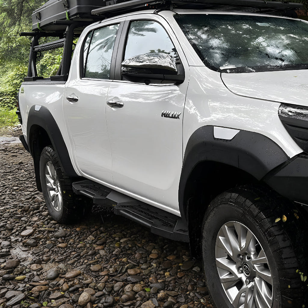 Toyota_Hilux_-_Side_Step_SS Futurz Mumbai