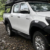 Toyota_Hilux_-_Side_Step_SS Futurz Mumbai